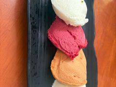 -MADO冰淇淋咖啡馆(淘金店)