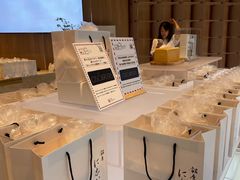 -银座仁志川·生吐司专门店(香港广场店)