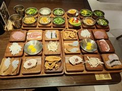 -银米·云南传统过桥米线(双廊黑金冠店)