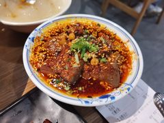 血旺-肖四女乐山跷脚牛肉(世博源店)