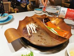 -墨居上隐·院子里火锅(峨眉店)