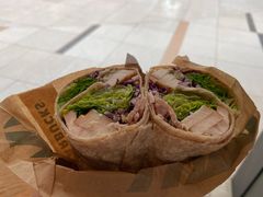 经典凯撒鸡肉握不住大卷-星巴克臻选(周浦万达店)