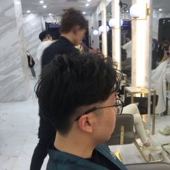点击看大图 -3AM HAIR SALON染发烫发接发