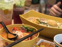 -谭仔米线(皇庭广场店)