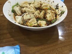酸汤牛肉水饺-回坊马二饺子馆