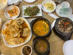 尖椒炒小银鱼-海兰江石锅饭(水上店)