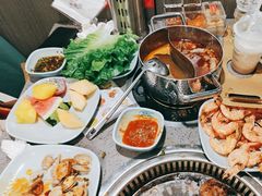 -金滏山烤肉·海鲜·火锅自助餐厅(襄阳万达店)