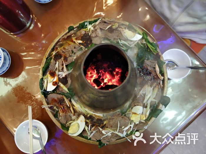 循化撒拉蒸汽面馆土火锅图片 