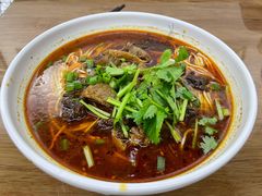 招牌牛肉面-耙豌豆重庆小面