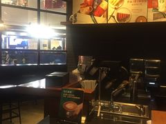 -星巴克臻选(呼和浩特维多利摩尔城店)