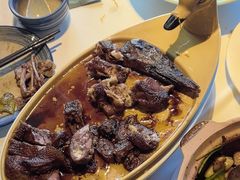 -八府香鸭·啫啫煲(华山路店)