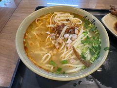 -亮亮面馆(经六路店)