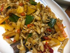 -渔家海鲜舫(宝湖路店)