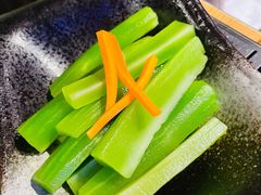 -湊湊火锅·茶憩(南京东路悦荟店)