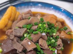 -府广阿婆牛杂