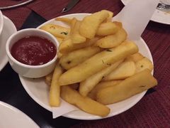 -WOLFGANG PUCK KITCHEN & BAR(迪士尼小镇店)