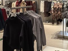 -URBAN REVIVO(七宝领展广场店)