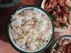 -拈签一笑黄牛肉辣卤串串