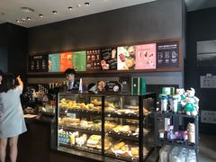 -星巴克(杭州湖滨银泰E区店)