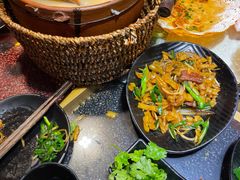 -潮十三潮汕砂锅粥(高新四路大都荟店)