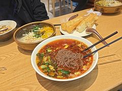 -三好食堂(煎饺·馄饨·肉饼米线·盛世广场店)