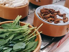 -龍歌自助小火锅(市南金茂湾店)