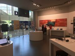-Apple授权专营店(五彩城店)