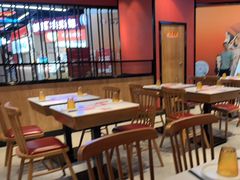 -渝是乎酸菜鱼·川渝小炒(新世界百货望京店)