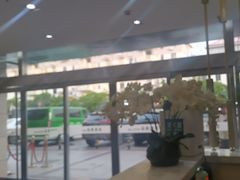 -豪泰168酒店(无锡上马墩靖海地铁站店)