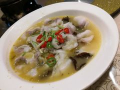 -嘉厨小馆(宜山路店)