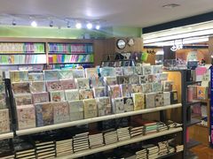 -新华书店(沙坪坝书城店)