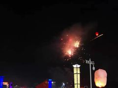 -百里峡七彩艺术小镇