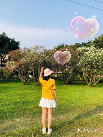 夏天的周末少不了踏青，就是天气有点热