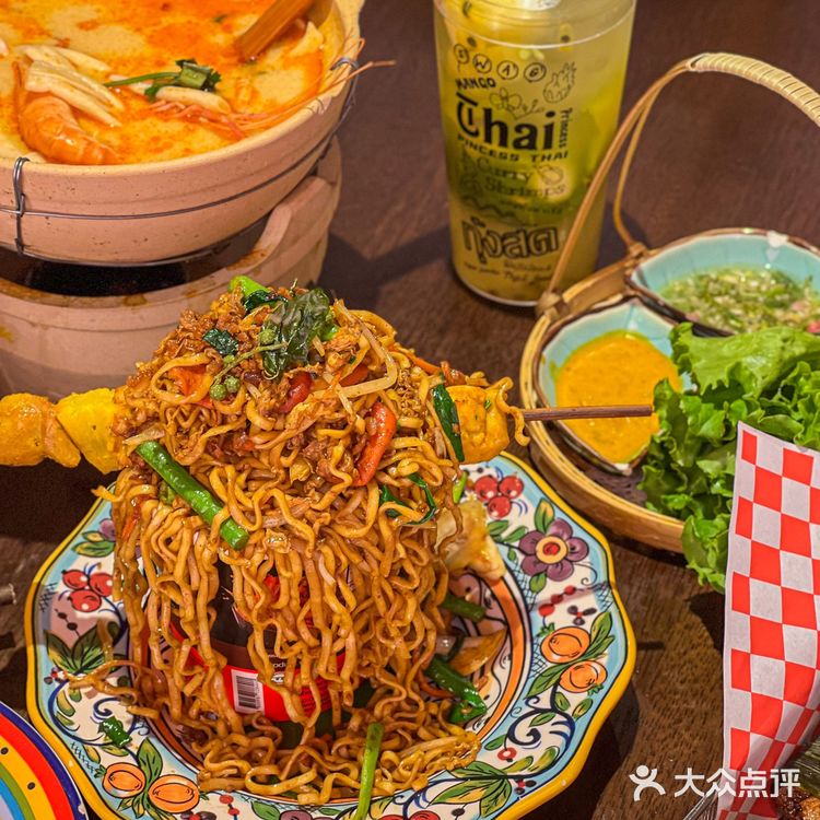 被泰国大使馆认证过的泰菜入驻金华世贸啦