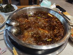 -肖肖酸萝卜鱼火锅(总店)