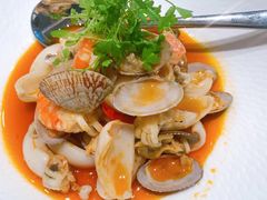 -艳阳天·非遗楚菜(武汉客厅店)