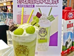 -牛牛和清小妞芝士卷饼厂(红谷滩万达店)