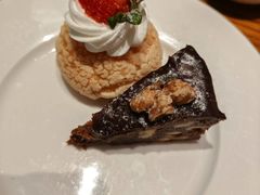 -昆山琶拉帝诗酒店·河畔咖啡厅Riverside Cafe