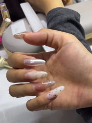 -瞧·享轻奢美甲美睫