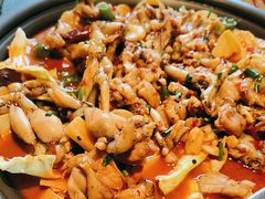 -龙巢盱眙龙虾·牛蛙·烧烤宵夜(八卦岭店)