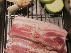 -Ant 蚂蚁洞烤肉·大营地(上海静安大悦城店)