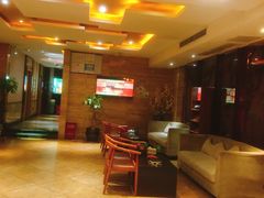 -金色印象·4K影院式足体养生(南坪桃源店)