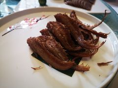 椒香烤子鱼-和平官邸·花园餐厅(武定西路店)