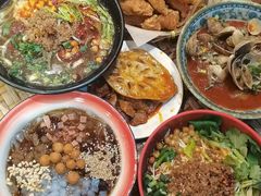 -爆炸头阿姨小四川正宗川味小吃(无任何分店)