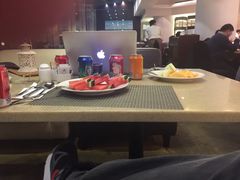 -亮马河饭店翠雅咖啡厅