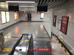 -近江(地铁站)