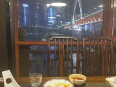 -小天鹅火锅·一线江景洪鼎旗舰店(洪崖洞店)