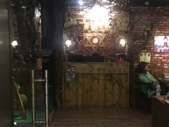 -MAX伯爵趣味互动密室逃脱(大坪D馆店)