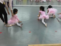 -Isee灰姑娘国际儿童艺术中心(BHGMall店)