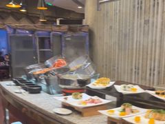 -怡豪大饭店·银顶旋转餐厅